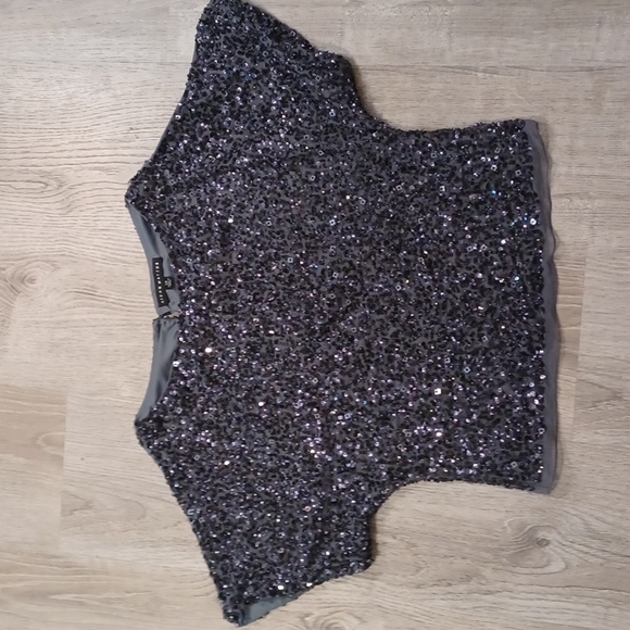 Aidan Mattox heavily beaded sequin dressy party cold shoulder blouse top silk - Picture 16 of 16